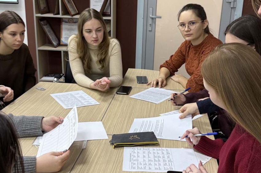 События НИУ «БелГУ» в педагогической профшколе ниу «белгу» студенты примеряют ключевые роли современного педагога